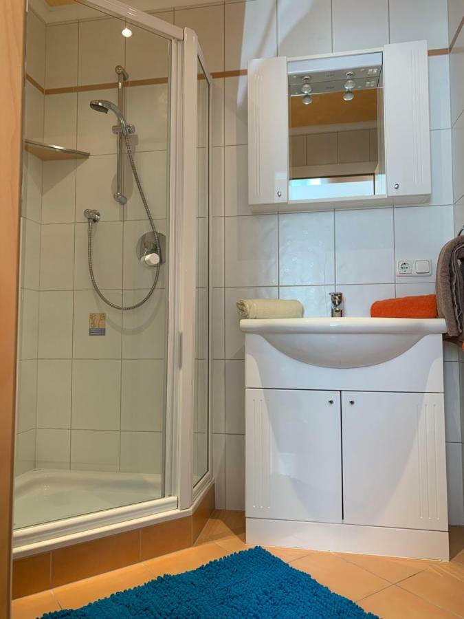 Haus Helga Apartment Lienz Bagian luar foto